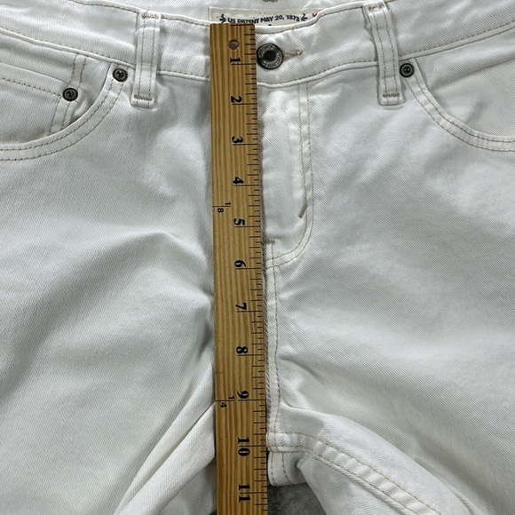 Levis Mid Rise Cropped Jeans Size 8 White Denim Non Distressed - Picture 8 of 10